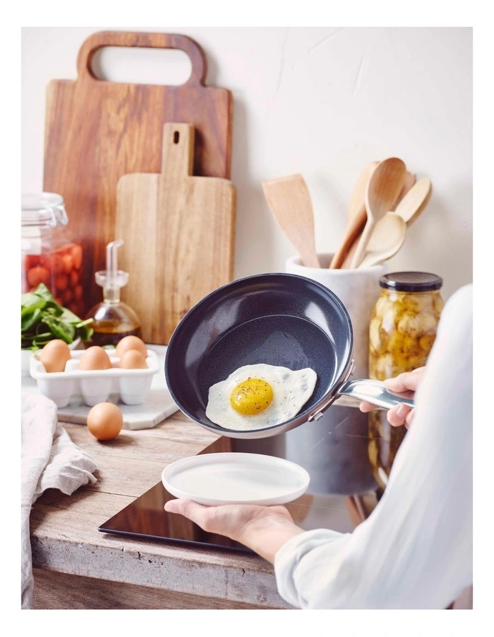 GreenPan Revolution 24cm Frypan In Champagne - Image 3