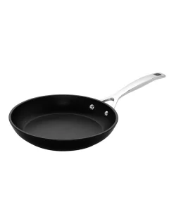 Le Creuset TNS 24cm Shallow Frypan
