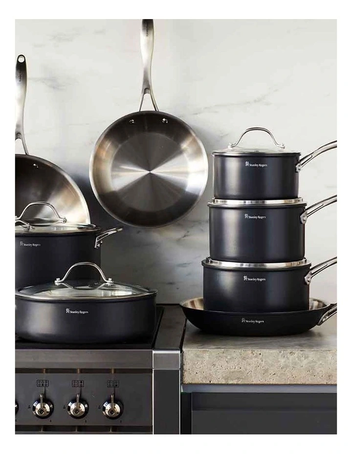 Stanley Rogers Bi-Ply Professional Saucepan 20cm/3.0L In Black - Image 2