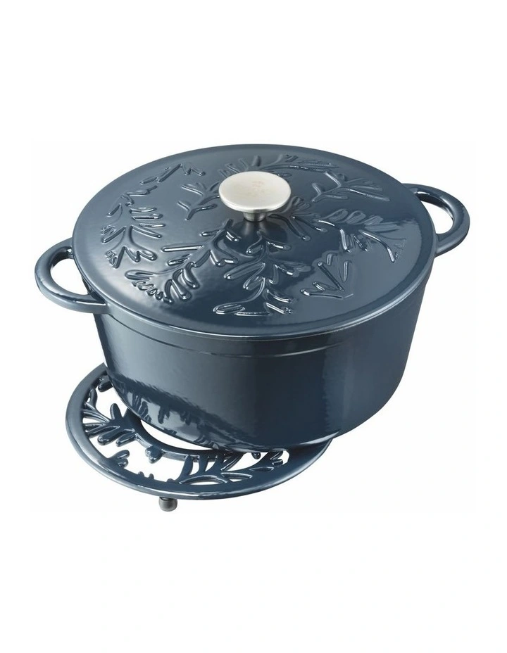 The Cooks Collective Olive Round Casserole With Lid 26cm/5.0lt Blue - Image 2