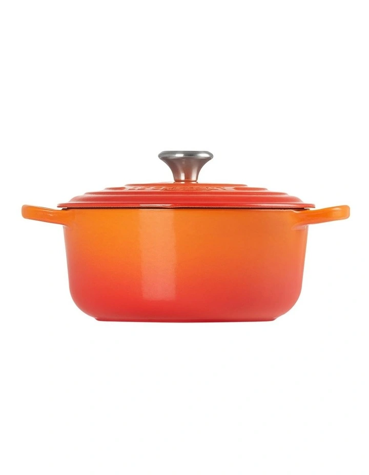 Le Creuset Signature Round Casserole 20cm/2.4Lt In Volcanic - Image 2