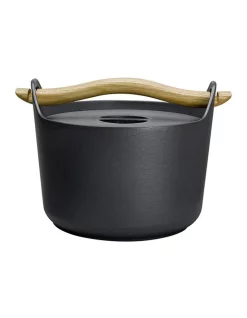IITTALA Sarpaneva 18.6x22.5cm Casserole With Wooden Handle Black