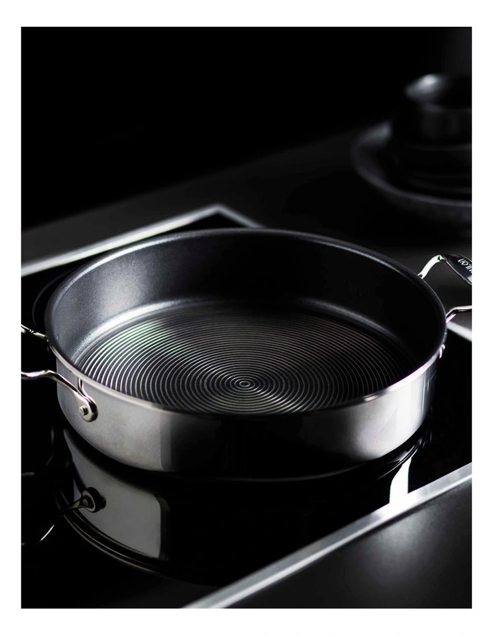 Circulon SteelShield C-Series Nonstick Stainless Steel Covered Sauteuse 30cm/4.7L - Image 4