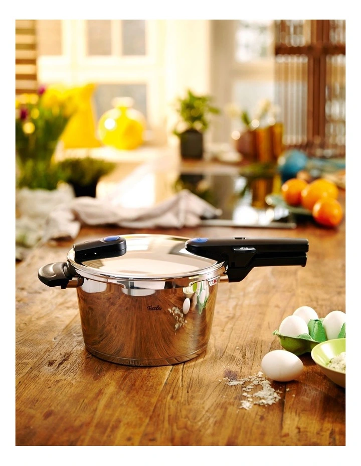 Fissler Vitaquick 22cm/4.5L Pressure Cooker - Image 2