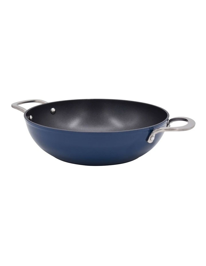 The Cooks Collective Colours Wok With Lid 28cm In Navy - Image 2