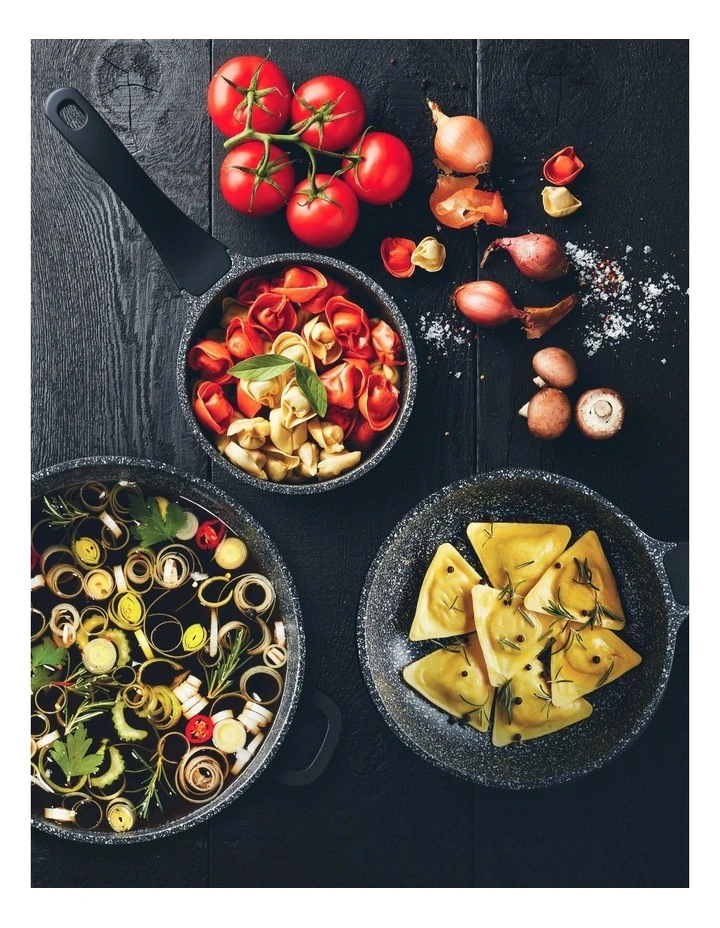 Classic Non-Stick 6 Piece Cookset The Cooks Collective Classic Non-Stick 6 Piece Cookset -ALL CLAD Shop unnamed file 35