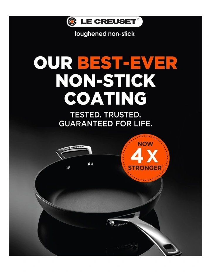 Le Creuset TNS 24cm & 28cm Shallow 2 Piece Frypan Set - Image 3